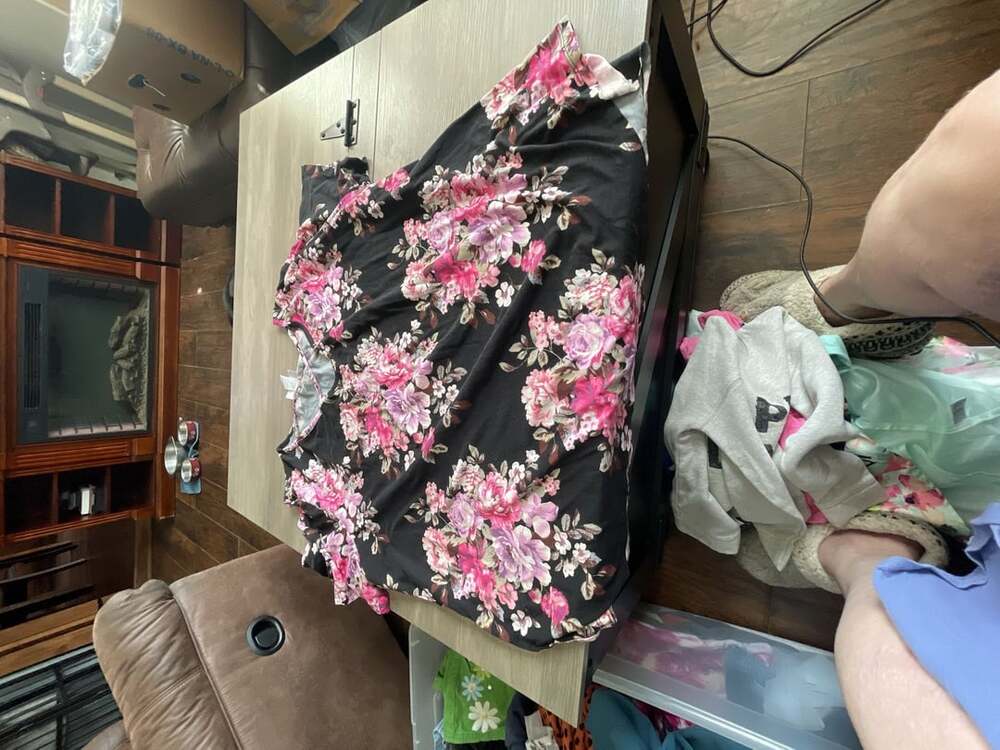 Just Be Black Floral Short Sleeve Top Size 3X